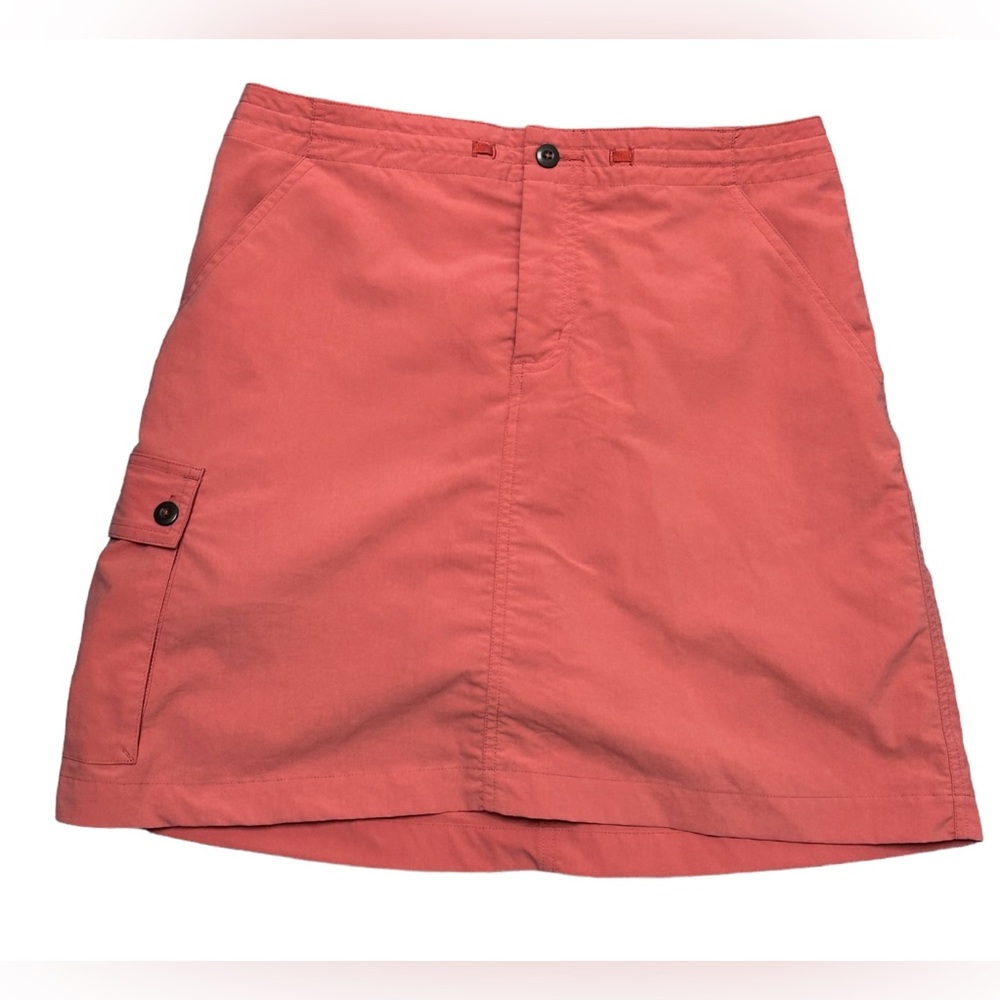 Patagonia Skorts  size 6 Salmon/Coral color